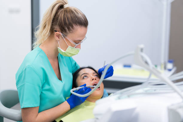 Best Emergency Care for Gum Disease in Tice, FL